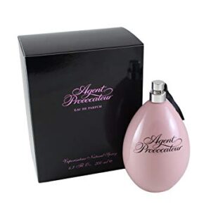 Trouvez votre parfum a rebais sur Le Royaume du parfum. Sélection exclusive de parfums designers authentiques et 100% originaux. Profitez des meilleures offres et des prix imbattables au Canada sur toute notre collection. Expédition rapide garantie par Le Royaume du Parfum.