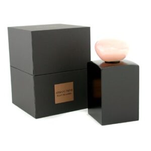 Trouvez votre parfum a rebais sur Le Royaume du parfum. Sélection exclusive de parfums designers authentiques et 100% originaux. Profitez des meilleures offres et des prix imbattables au Canada sur toute notre collection. Expédition rapide garantie par Le Royaume du Parfum.